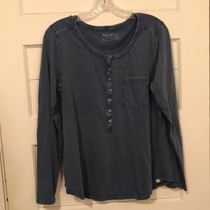 Eddie Bauer Women’s L Long Sleeve Snap Front Top
